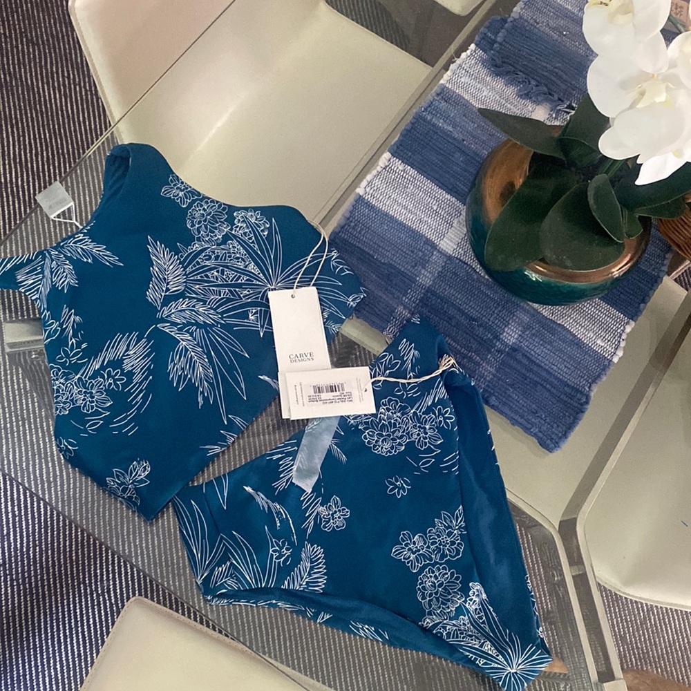 Carve Designs Compression Bikini (top&bottom)